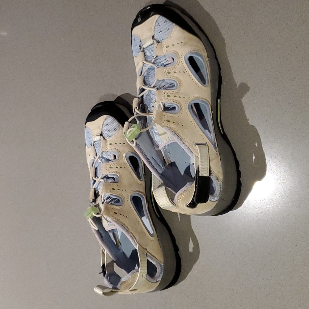 Women's Lands' End trail shoes